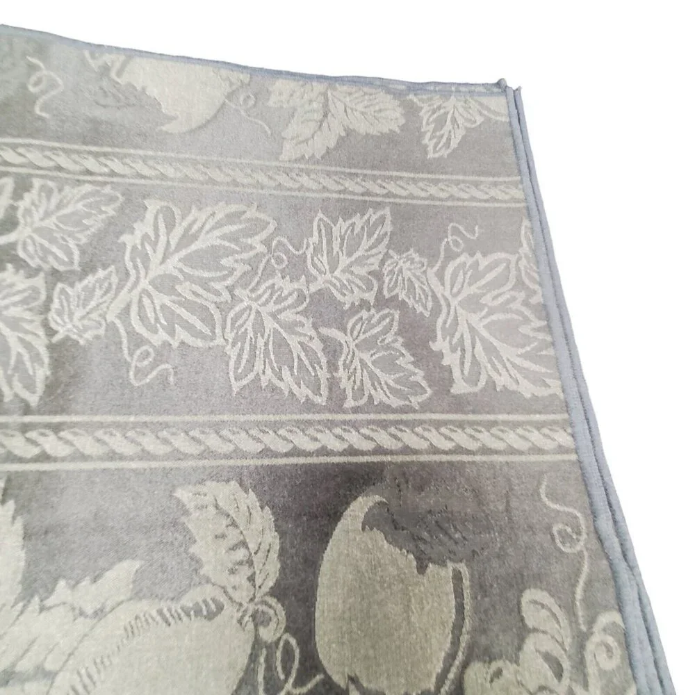 Vtg Green Cloth Napkins Jacquared Satin 16